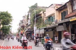 Phường Hoàn Kiếm mới: Giá nhà mặt phố chạm mốc trăm tỷ đồng, thị trường ấm nóng sau sáp nhập