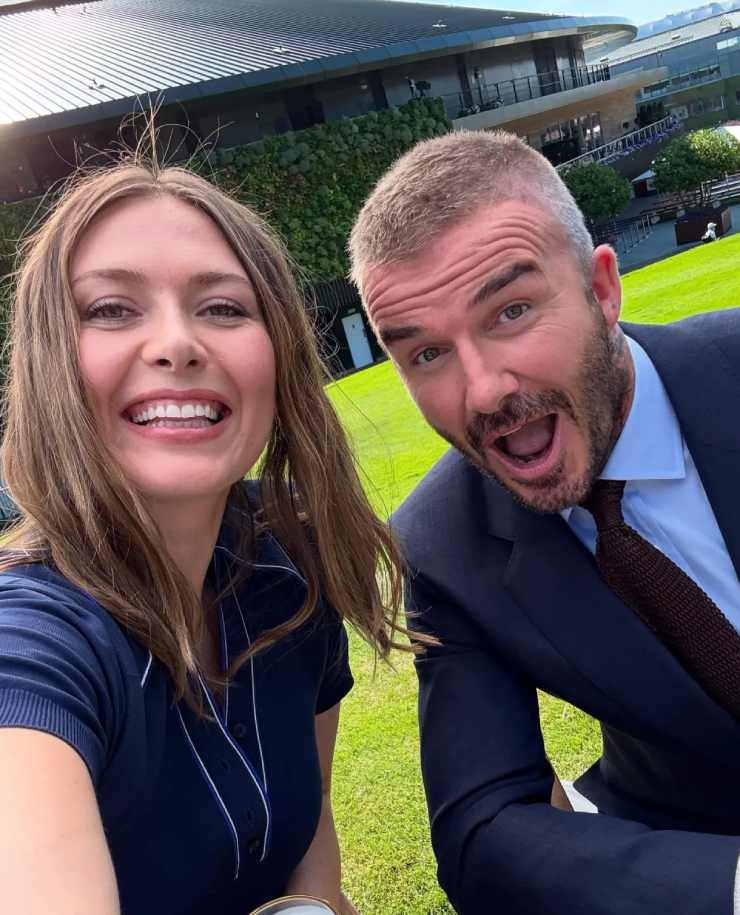 Sharapova chụp ảnh "tự sướng" với&nbsp;Beckham