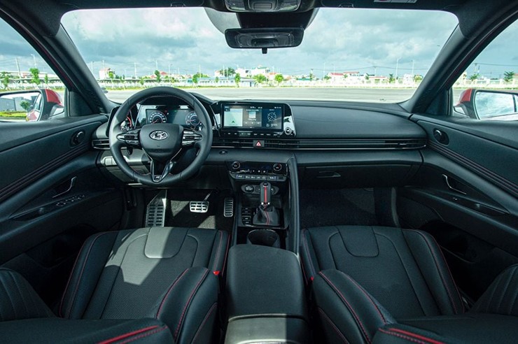 Giá xe Hyundai Elantra lăn bánh kèm ưu đãi tháng 7/2025 - 6