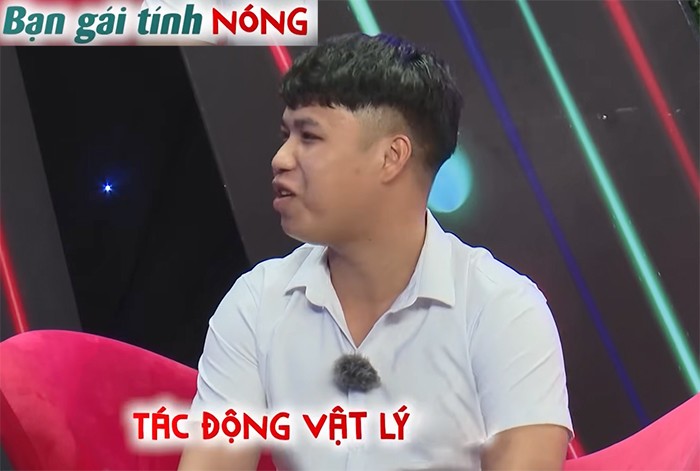 Từng bị người yêu cũ cào cấu, anh chàng tìm bạn gái không có móng tay dài - 2