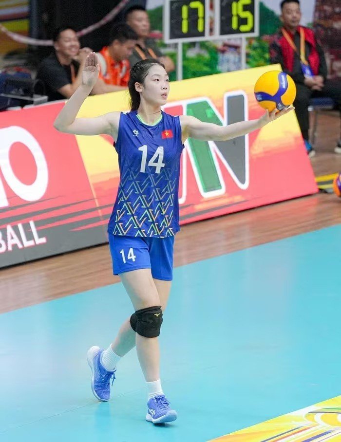 Thi đấu ở vị trí chủ công, Quỳnh Hương là nhân tố đầy triển vọng không chỉ của đội bóng áo lính mà còn với ĐTQG trong tương lai.