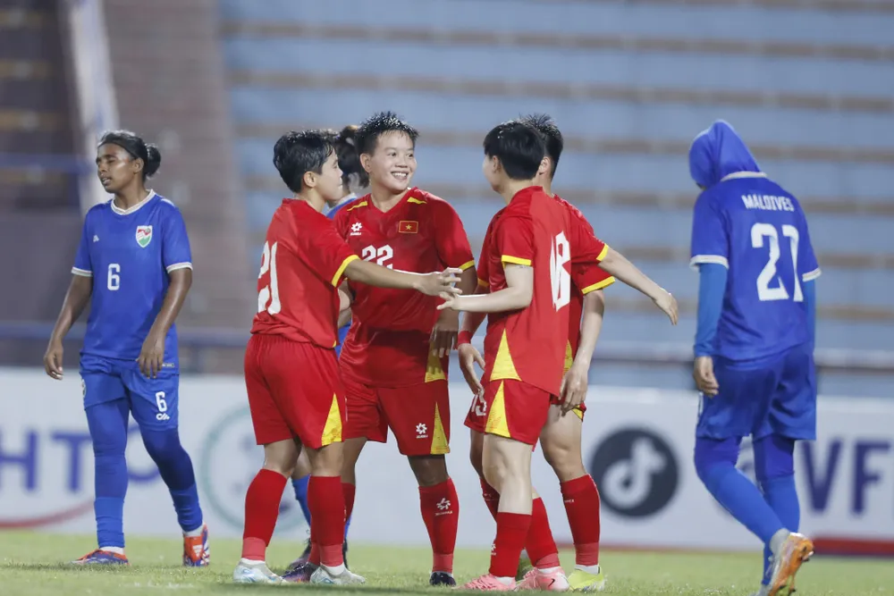 Cơ hội giành vé chơi vòng chung kết Asian Cup 2026 nằm trong tay các cô gái Việt Nam. Ảnh: CCT.