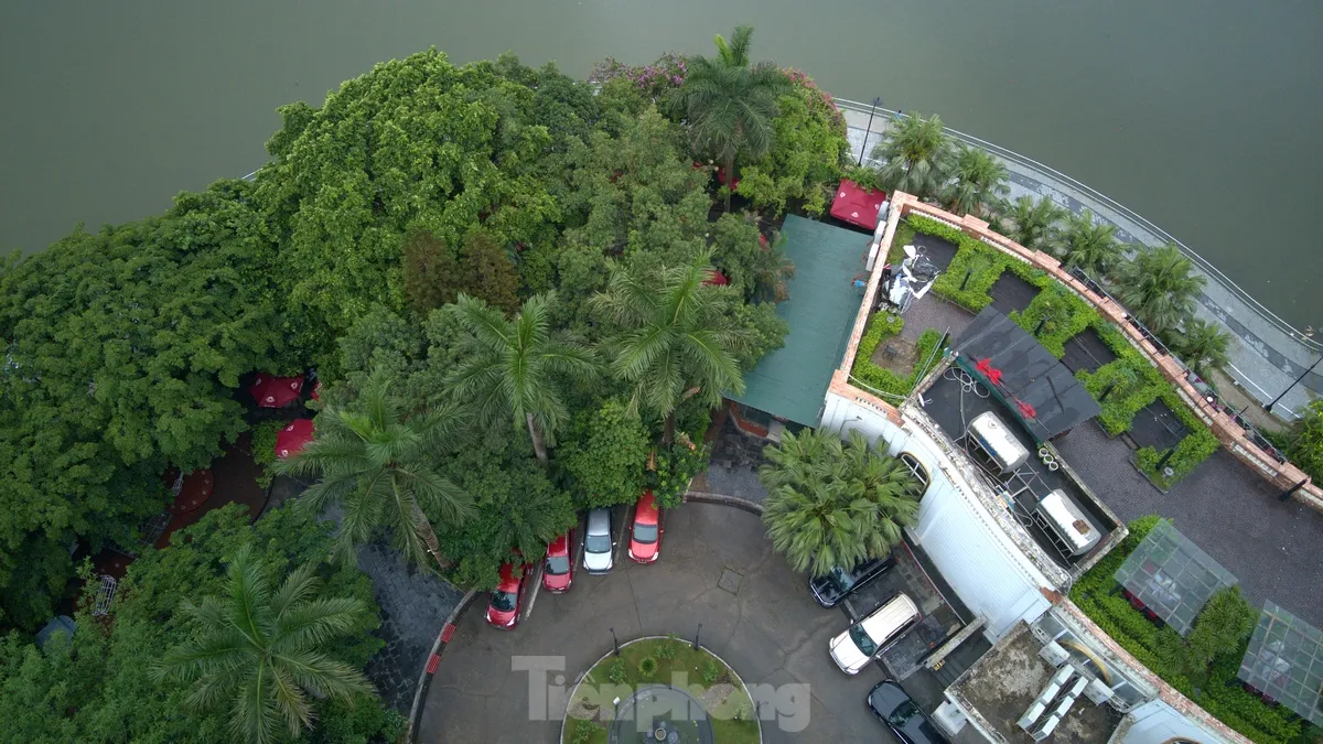 Thực hiện chỉ đạo trên, năm 2023, UBND TP Hà Nội đồng ý chủ trương cho UBND quận Đống Đa đầu tư xây dựng dự án Cải tạo đồng bộ kỹ thuật, cảnh quan đô thị hồ Đống Đa, nguồn vốn lấy từ ngân sách quận.