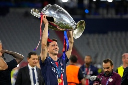 MU nhắm  " bộ não "  PSG trị giá 34 triệu bảng, cạnh tranh với đội Ronaldo