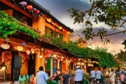 Ngân hàng cùng lúc rao bán 28 nhà đất phố cổ Hội An