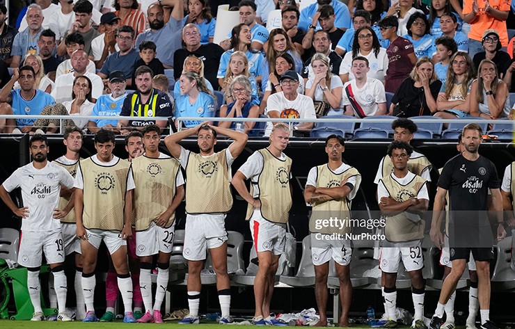 Đội hình Man City hiện quá chật chội