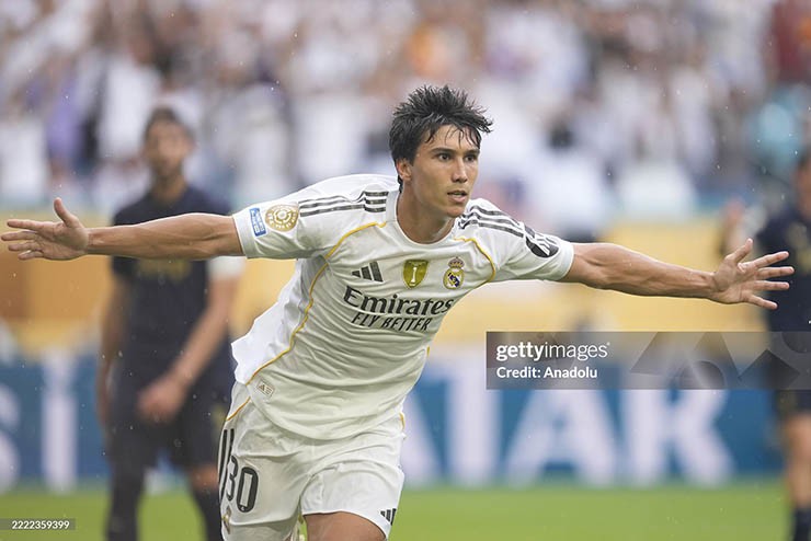 Gonzalo Garcia tỏa sáng, giúp Real Madrid đánh bại Juventus