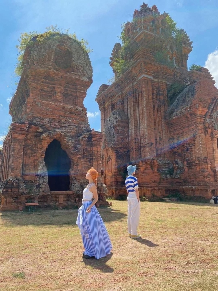 Quy Nhơn hút khách hè với loạt điểm đến đẹp mê ly - 5
