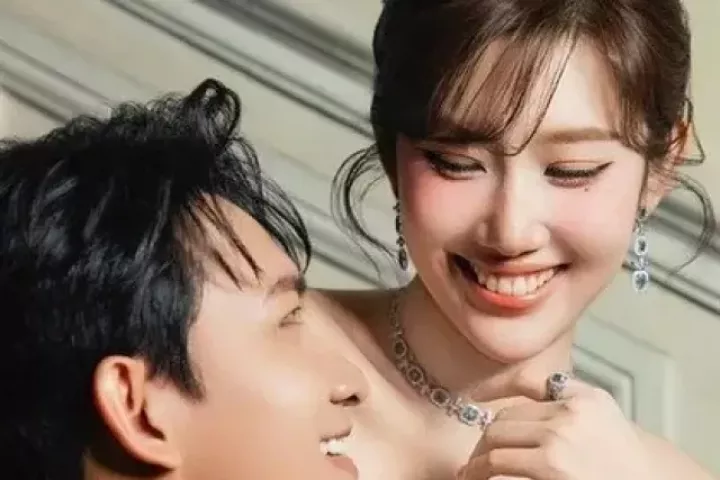 Nghi vấn cặp đôi được khán giả "đẩy thuyền" suốt năm qua đã đường ai nấy đi