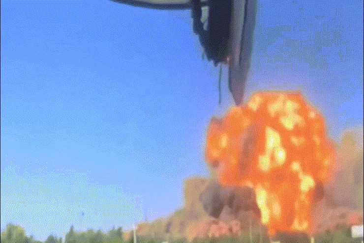 Ukraine: Hỏa hoạn bùng phát ở Zhitomir, nghi do nổ kho đạn