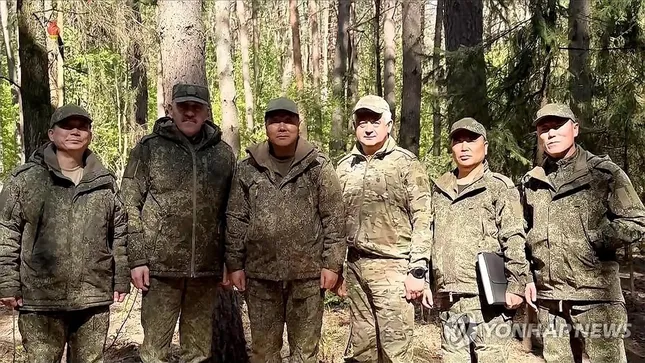 Tình báo Ukraine nói Triều Tiên sắp triển khai lực lượng quy mô lớn đến Nga - 3