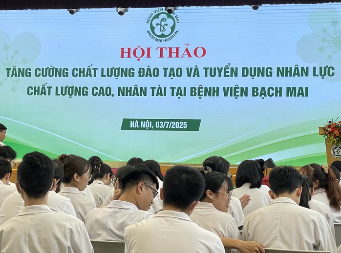 Bệnh viện Bạch Mai tuyển dụng 1.200 cán bộ y tế cho cơ sở 2