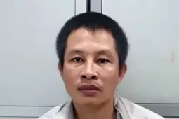 Khởi tố đối tượng cầm dao đuổi đánh bố, chém mẹ tử vong