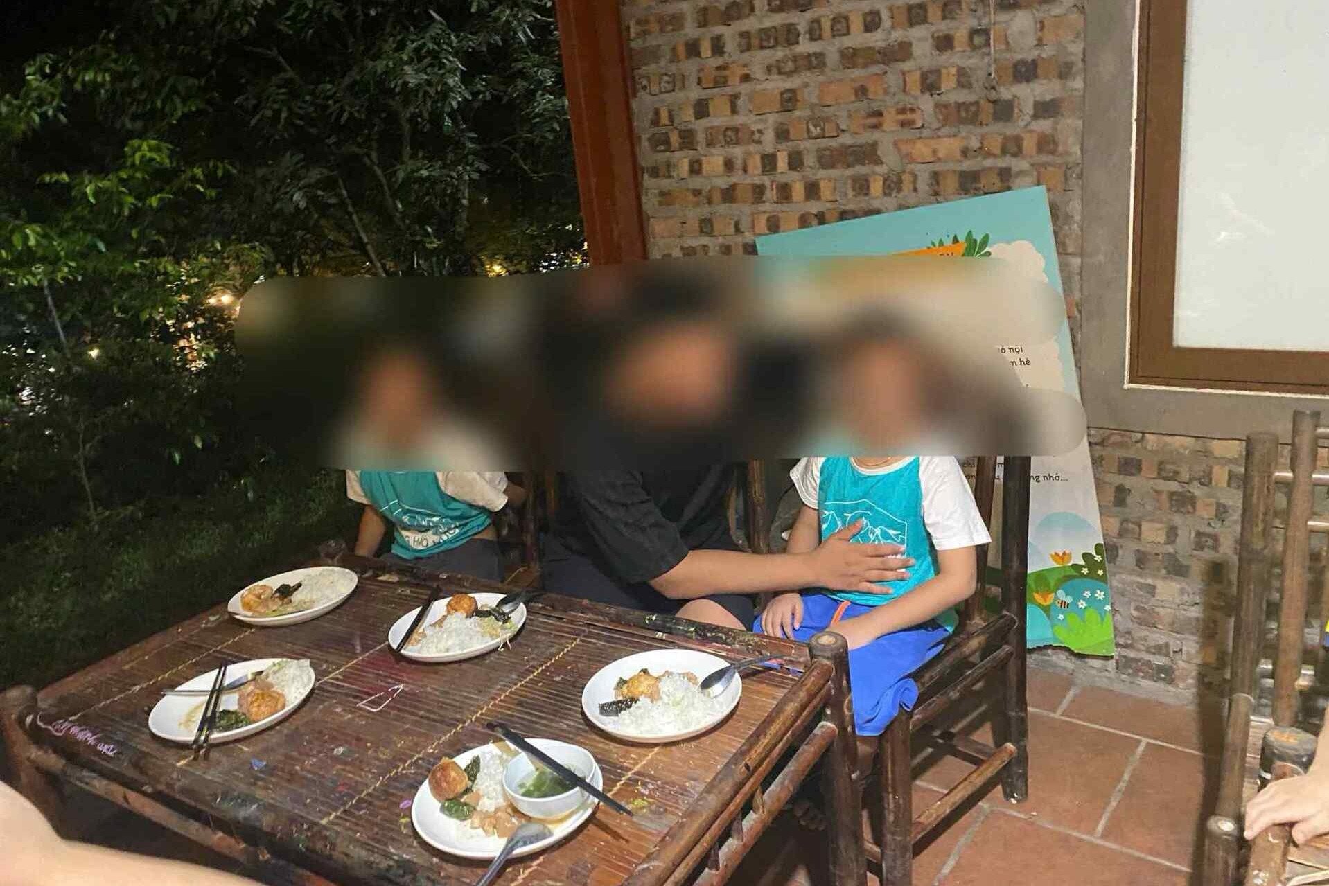 Chi gần 10 triệu đồng cho con đi trại hè 8 ngày, mẹ ở Hà Nội bức xúc khi đón con - 11