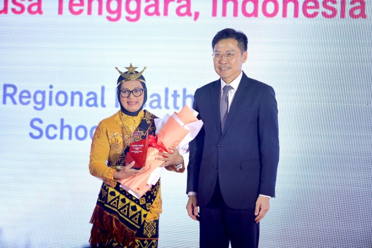 Trường&nbsp;UPTD SD Negeri Papela (Indonesia) đoạt giải cao nhất.