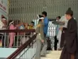 Tố bác sĩ tắc trách, người nhà làm náo loạn Trung tâm y tế để lễ 'trục vong'