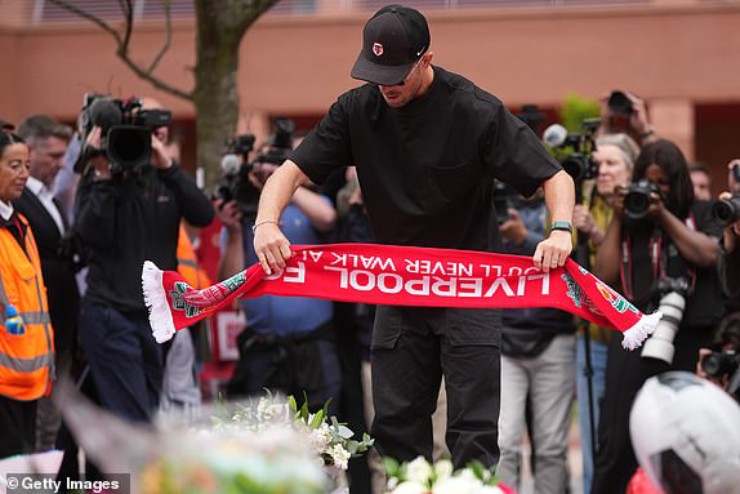 Tang lễ Diogo Jota diễn ra hôm nay: Thủ tướng Bồ Đào Nha tới viếng, Salah tri ân đặc biệt - 3