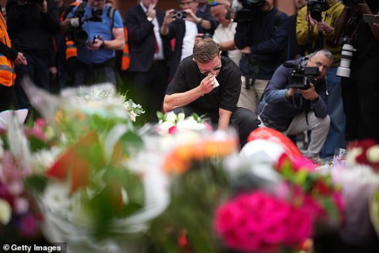 Tang lễ Diogo Jota diễn ra hôm nay: Thủ tướng Bồ Đào Nha tới viếng, Salah tri ân đặc biệt - 4