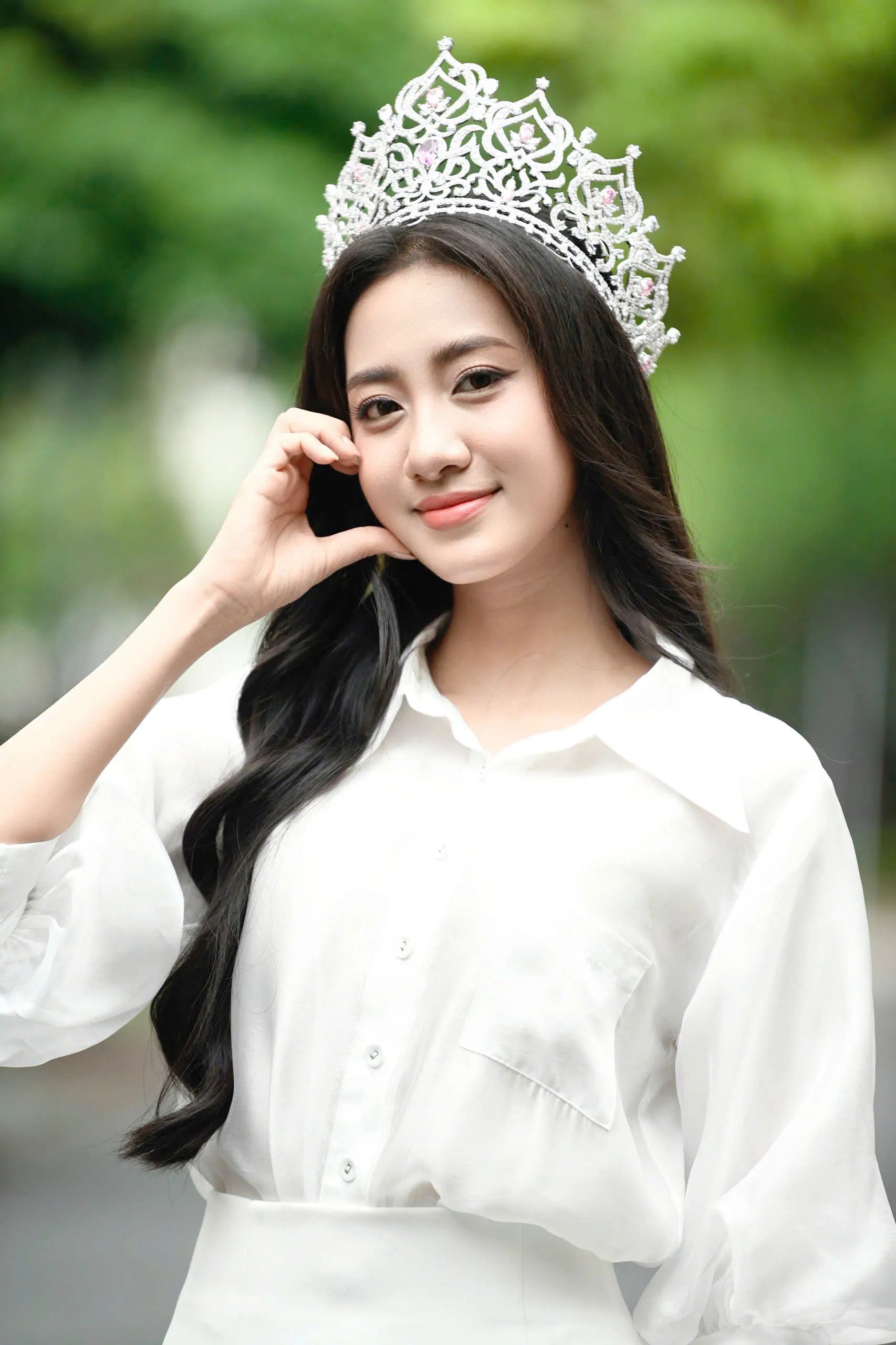 Hoa hậu Hà Trúc Linh: 