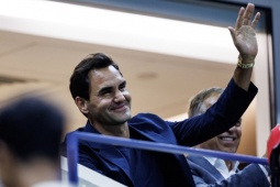 Federer chạm đâu cũng thấy tiền, thành tỷ phú thể thao sánh ngang Woods - Jordan