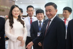Bộ Chính trị, Ban Bí thư: Sửa đổi, bổ sung các quy định về tiền lương, phụ cấp trách nhiệm