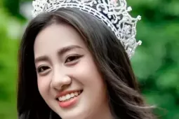Hoa hậu Hà Trúc Linh: 'Tôi ở trọ với 4 người bạn’