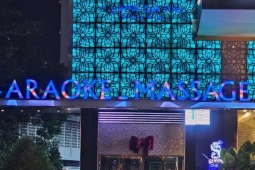 Video: Bộ Công an khám xét khách sạn Quinter central Nha Trang