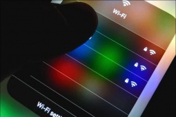 Tính năng Wi-Fi mới tuy nhỏ nhưng  " có võ "  trên iOS 26