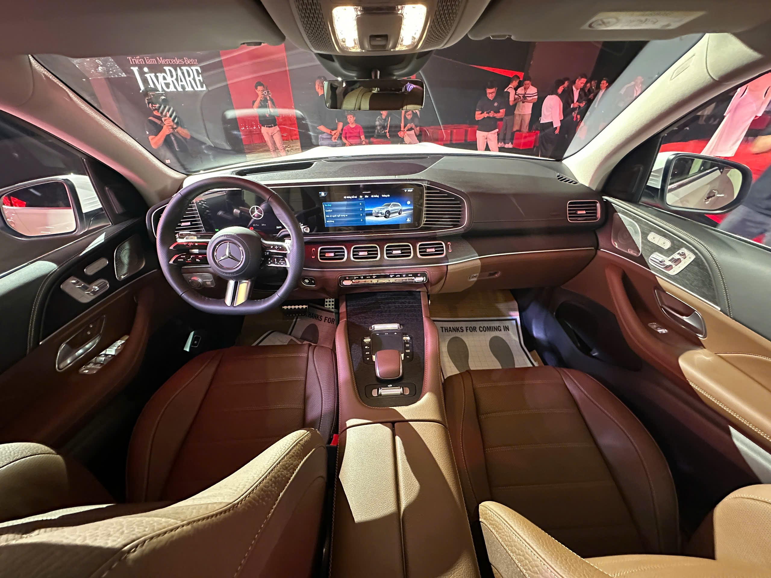 Mercedes-Benz GLS 450 bản nâng cấp giá gần 5,7 tỷ đồng có gì đặc biệt? - 11