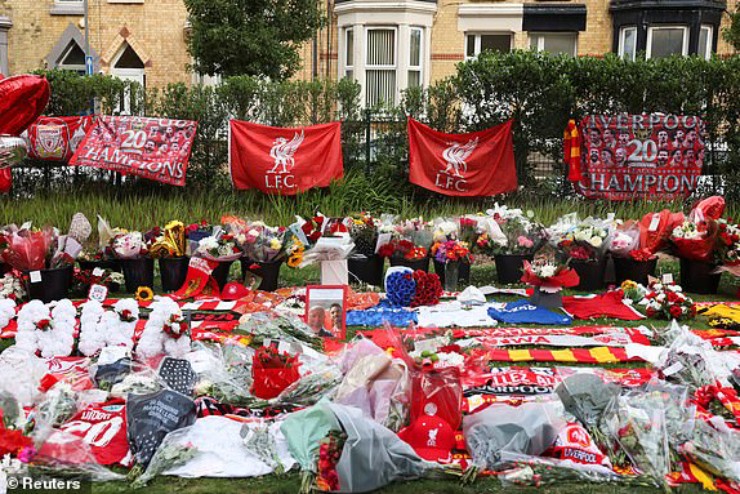 Tang lễ Diogo Jota diễn ra hôm nay: Thủ tướng Bồ Đào Nha tới viếng, Salah tri ân đặc biệt - 7