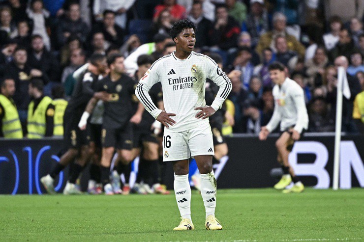 Trực tiếp chuyển nhượng tối 4/7: Bayern Munich chuyển hướng sang sao PSG - 1