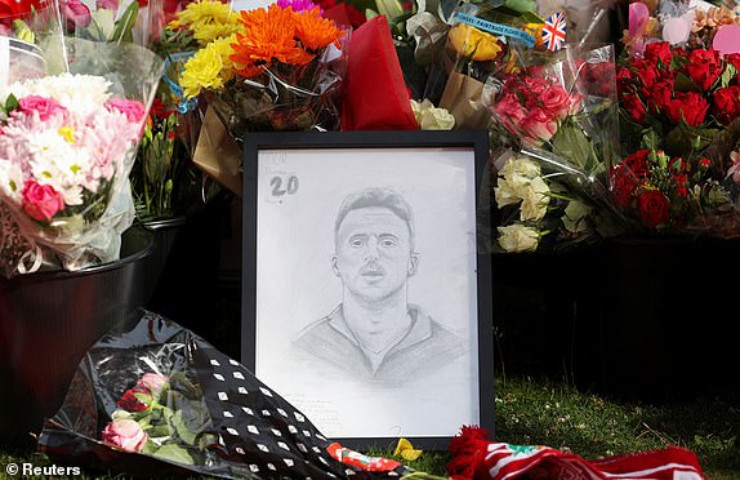 Tang lễ Diogo Jota diễn ra hôm nay: Thủ tướng Bồ Đào Nha tới viếng, Salah tri ân đặc biệt - 8