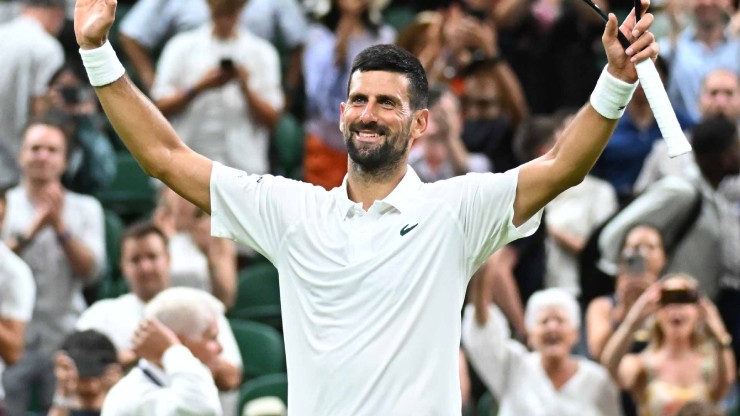 Nole nhận rất nhiều lời khen sau khi giành vé vòng 3 Wimbledon