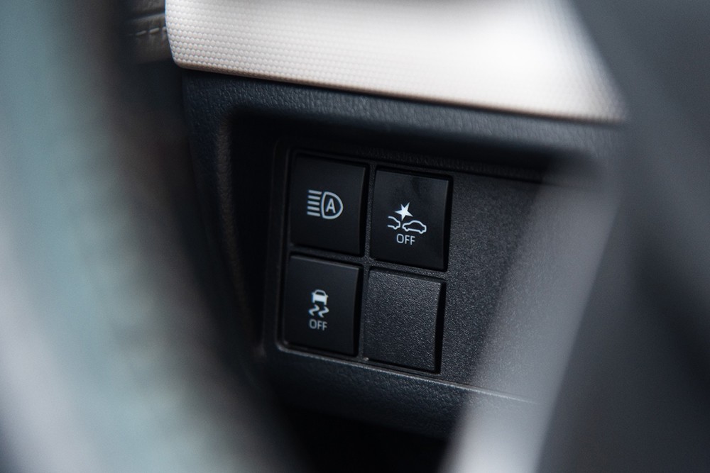 Veloz Cross dẫn đầu phân khúc về trang bị an toàn