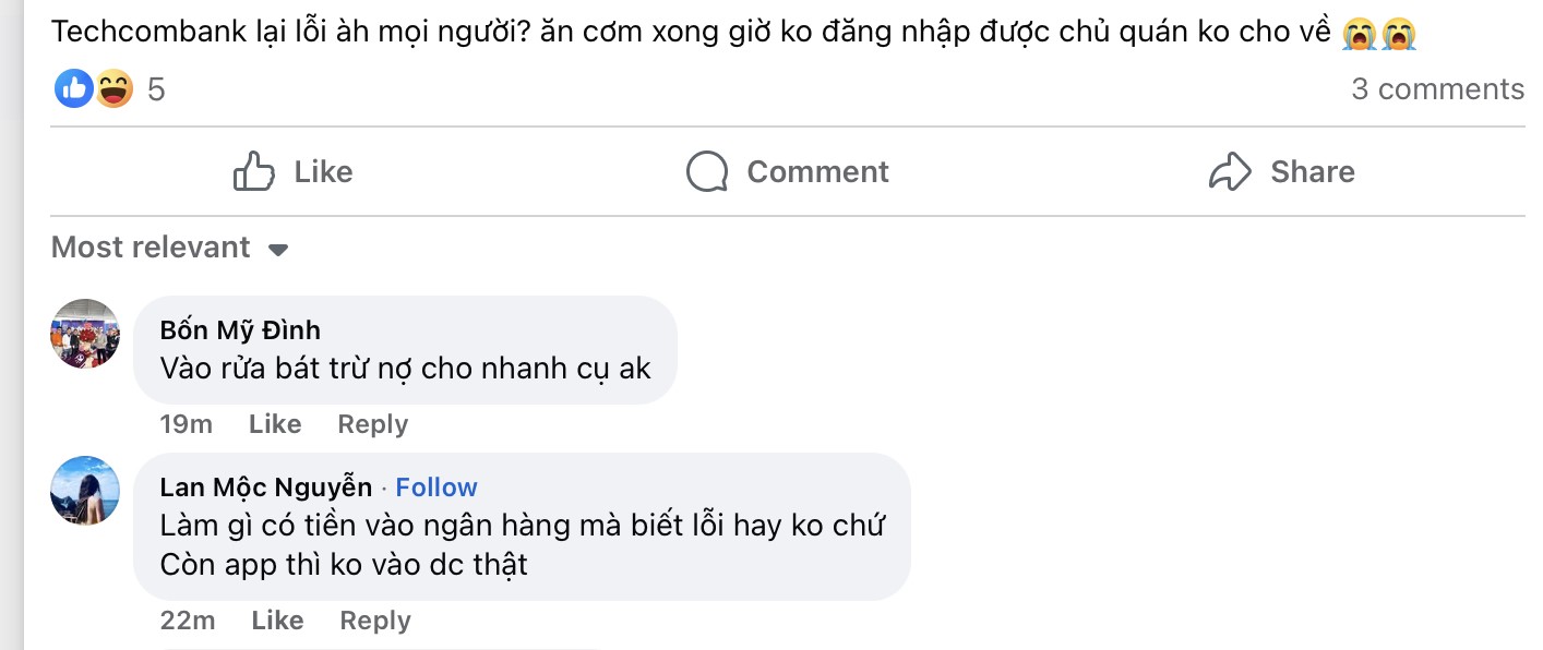 Một khách hàng than thở không thể thanh toán tiền cơm.