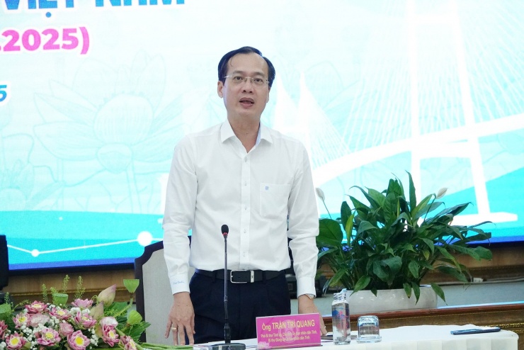 Ông Trần Trí Quang là 1 trong 2 chủ tịch UBND tỉnh trẻ nhất ở miền Tây hiện nay. Ảnh: H.T
