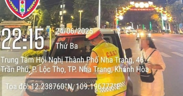 Cô giáo vùng cao nói "run sợ" khi đến Nha Trang...