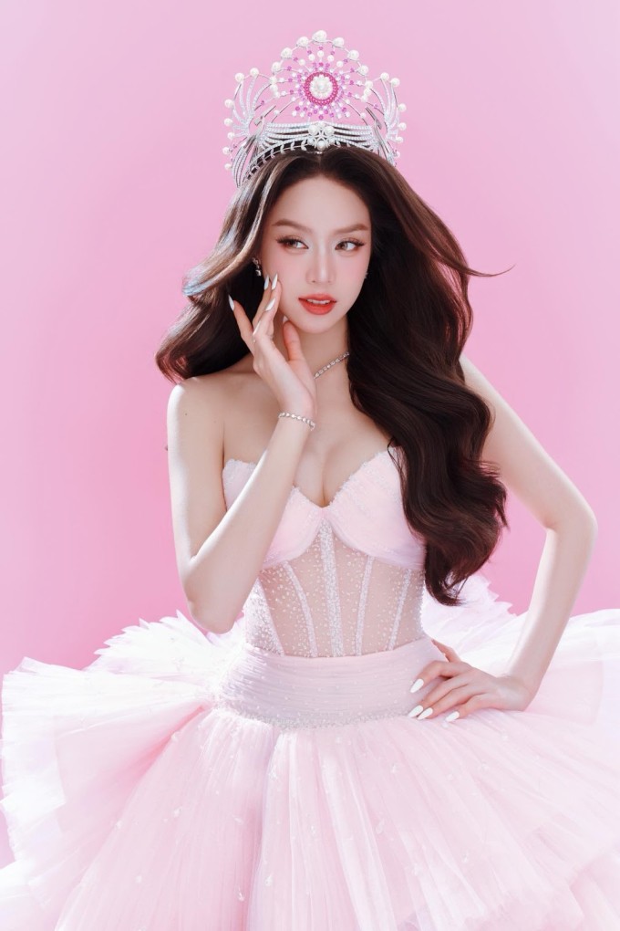 Phong cách trang điểm ngọt ngào gắn liền với Thanh Thủy và giúp cô được nhiều khán giả Việt yêu mến.