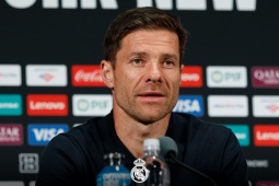 Xabi Alonso chia buồn với gia đình Diogo Jota, bí ẩn Mbappe có đấu Dortmund hay không