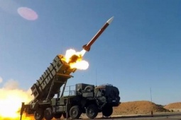 Thủ tướng Đức điện đàm ông Trump, bàn chuyện mua Patriot cho Ukraine