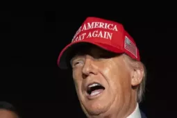 Tổng thống Mỹ Trump nói sẽ tăng thuế lên tới 70% với một số quốc gia