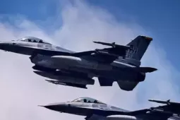Nga tấn công căn cứ F-16 của Ukraine?