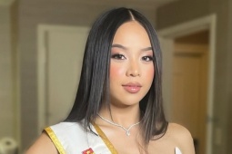 Nhan sắc khác lạ của Thanh Thủy khi đi công tác Mỹ
