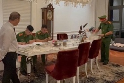 Bắt giang hồ cộm cán Hạnh  " sự " 