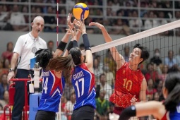 Trực tiếp bóng chuyền ĐT nữ Việt Nam - Korabelka: Đòi món nợ cũ, fan đặt gạch nửa đêm mua vé (VTV Cup)