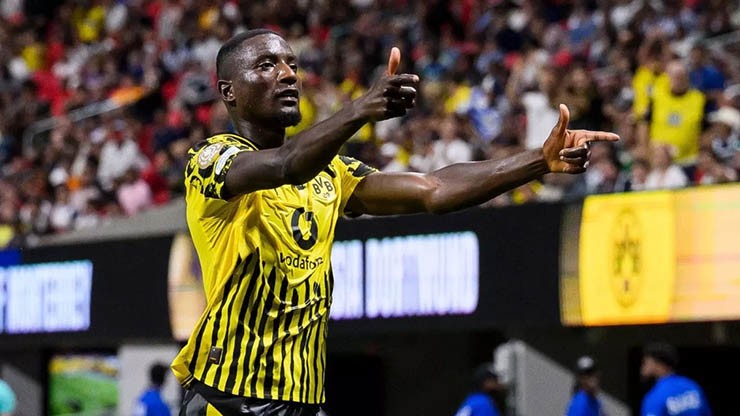 Serhou Guirassy là niềm hy vọng của Dortmund