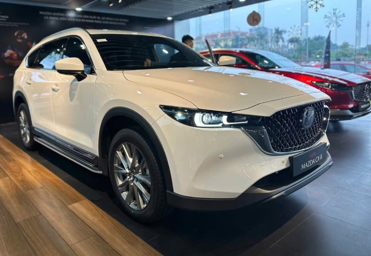 Mazda CX-8 2025 lợi thế nhiều nhưng vẫn còn những “nốt trầm” nào? - 3