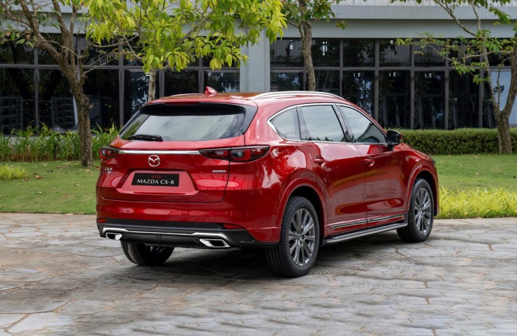 Mazda CX-8 2025 lợi thế nhiều nhưng vẫn còn những “nốt trầm” nào? - 8