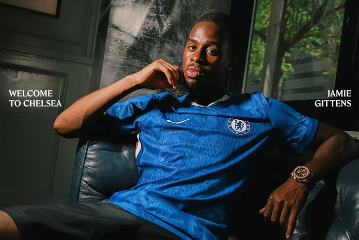 Trực tiếp chuyển nhượng tối 5/7: Chelsea chính thức ra mắt Gittens, MU công bố Diego Leon - 1