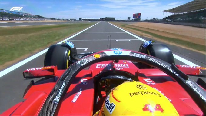 Hamilton nhanh nhất FP1